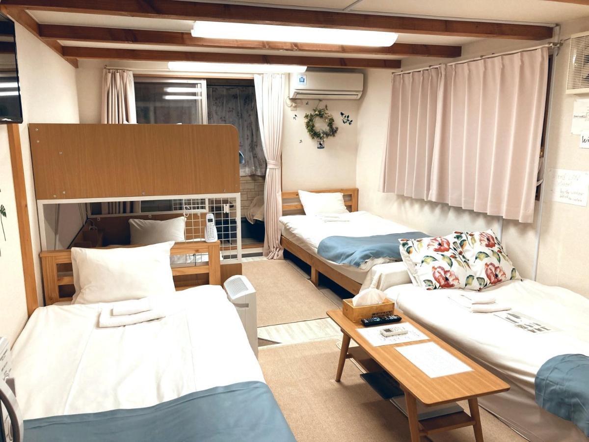 The Familiar Inn ー 旅館ホテル業 Осака Екстериор снимка
